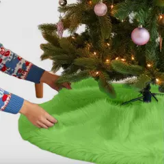 FabricLA 60" Lime Faux Fur Christmas Tree Skirt - Fluffy Plush Tree Skirt (152cm) for Holiday Decorations