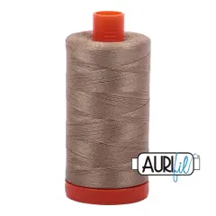 Linen (2325) | 50wt Large Spool (1300M / 1422Y) | Aurifil Thread