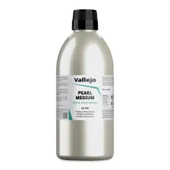 Vallejo Pearlescent Acrylic Medium - 500 ml