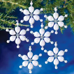 The Beadery Christmas Ornament Kit 6/Pkg-Snow Drops