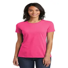 District&reg; Women&rsquo;s Very Important Short Sleeve Crow Nack Tee Fuchsia Frost