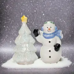 Hand Painted Ceramic Snowman & Christmas Tree Salt & Pepper Shakers, Home D&eacute;cor, Gift for Her, Gift for Mom, Kitchen D&eacute;cor