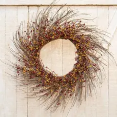 Pip Twig Berries Wreath Gold