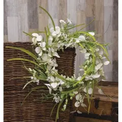 White Wild Flowers And Silver Dollar Wreath 22"