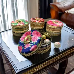 1 PC Decorative Gotta Steel Ladoo Box 400 Grams Designer Sweet Box Indian Wedding Housewarming Shagun Gift Festival Pooja Favor Return Gift for Friends Family Guest Bridesmaid