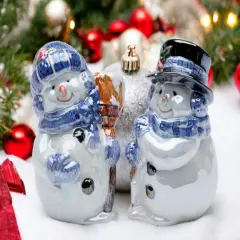 Ceramic Christmas Snowman Salt and Pepper Shakers, Home D&eacute;cor, Gift for Her, Gift for Mom, Kitchen D&eacute;cor, Christmas D&eacute;cor