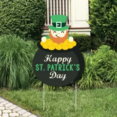 Big Dot of Happiness St. Patrick's Day - Party Decorations - Saint Paddy's Day Party Welcome Yard Sign