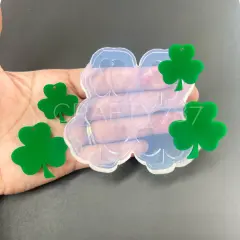 Three leaf Clover Shamrocks Dangle Silicone Mold St Patrick (D4)