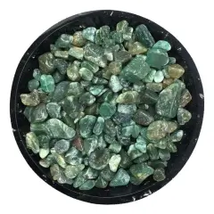 Emerald Tiny Crystal Chips &ndash; Size L1