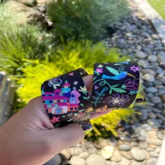 Black Familia Doodles 1.5&rdquo; Seatbelt Webbing