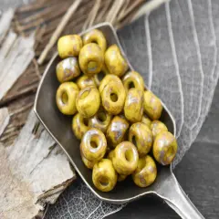 20g Lemon Rembrandt 2/0 Matubo Beads