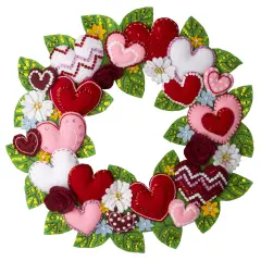 Bucilla Felt Wreath Applique Kit 16.5" Round-Love In The Air