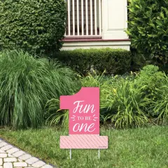 Big Dot of Happiness 1st Birthday Girl - Fun to be One - Outdoor Lawn Sign - First Birthday Party Yard Sign - 1 Piece