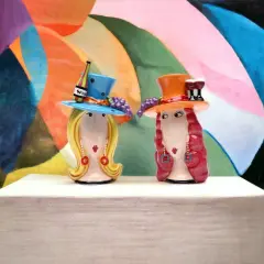 Ceramic Wine Loving Ladies Salt and Pepper Shakers, Home D&eacute;cor, Gift for Her or Mom, Gift for Friend or Coworker, Kitchen D&eacute;cor