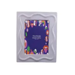 Flora Bunda&reg; 5" x 7" Lilac A Curve Line Ceramic Frame