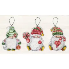 Luca-S Christmas Gnomes Plastic Canvas Counted Cross Stitch Kit