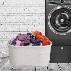 Mind Reader Ivory Laundry Basket with Cutout Handles