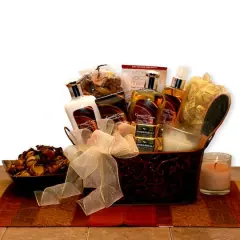 Caramel & Cr&egrave;me Bliss Spa Gift Basket