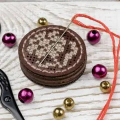 Wonderland Crafts Garden Flower Magnetic Needle Holder Embroidery Kit, 2ct.