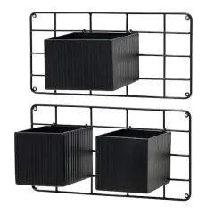 Glitzhome&reg; Black Metal Vertical Wall Planter Stands Set