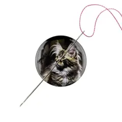 Wonderland Crafts Fluffy Cat Magnetic Needle Holder