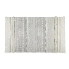 DII&reg; Shabby Chic Textured Hand-Loomed Shag Rug Gray/Off White