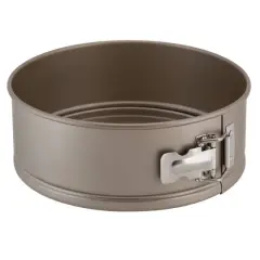 Kitchen Details Pro Series 9.5" Round Spring Form Pan