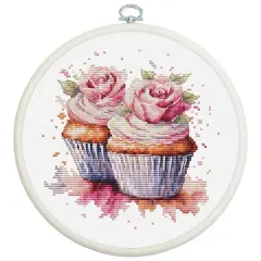 Luca-S The Cupcakes Counted Cross Stitch Kit with Display Hoop