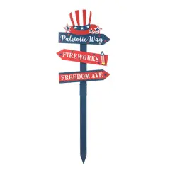 Glitzhome&reg; 36" Directional Patriotic Top Hat Stake