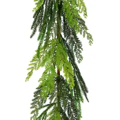 5ft. Christmas Green Leaf Cottage Garland