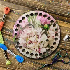Wonderland Crafts Flowery Thread Organizer