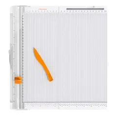 Fiskars&reg; Trim & Score Board