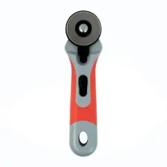 Rotary Cutter by ArtMinds&trade;