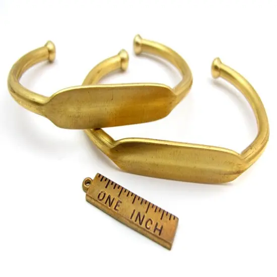 Large Engraving Cuff Bracelet (J611) (1x) {5}