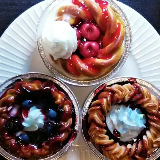 4 Inch Twined Pie Crust Topper {5}