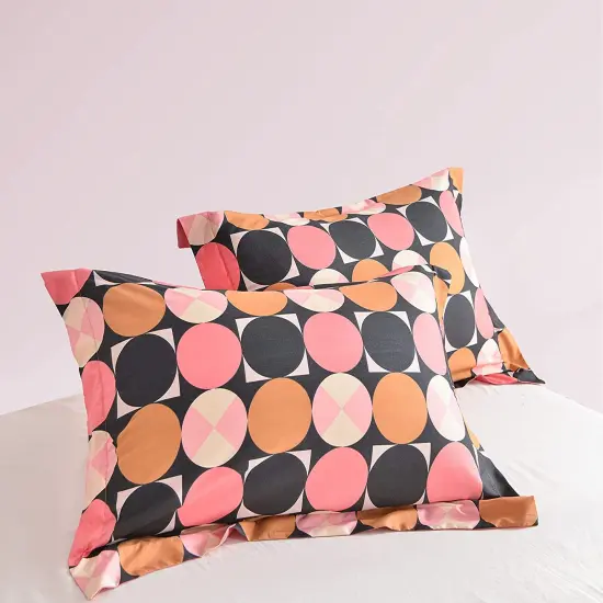 American Home Collection Pink and Black Dots Down Alternative Comforter Set {2}