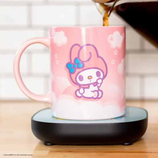 Uncanny Brands Hello Kitty and Friends My Melody Coffee Mug with Electric Mug Warmer {1}