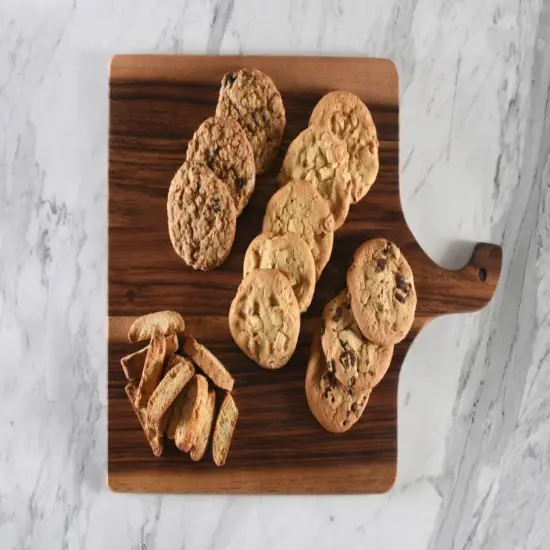 Kalmar Home Square Reversible Cutting Board {3}