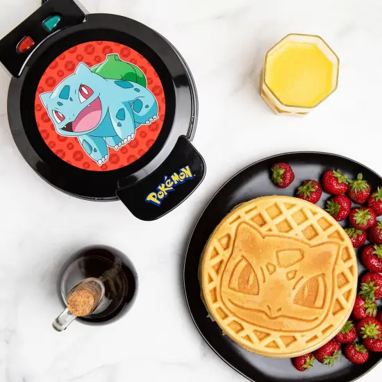 Uncanny Brands Pokemon Bulbasaur Waffle Maker {1}