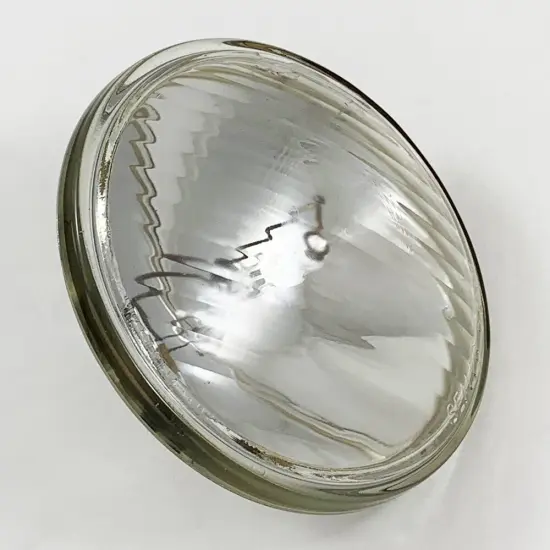 H7600 - 37.5w 12.8v PAR36 Sealed Halogen Bulb - GE 42841 Replacement {1}