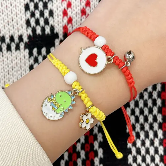 Wrapables Friendship Beaded Enamel Charm Bracelet, Heart {6}