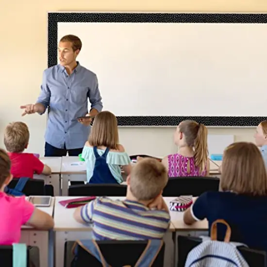 White Painted Dots on Black Straight Rolled Border Trim (TCR8911) {4}