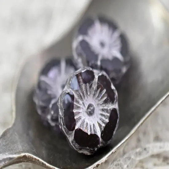 *12* 12mm Silver Washed Plum Purple Hawaiian Flower Beads {3}