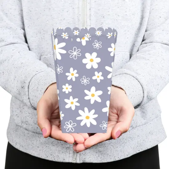 Big Dot of Happiness Purple Daisy Flowers - Floral Party Favor Popcorn Treat Boxes - Set of 12 {6}