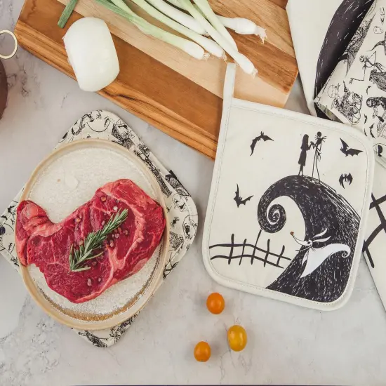 Disney The Nightmare Before Christmas Kitchen Pot Holder | Set of 2 {7}
