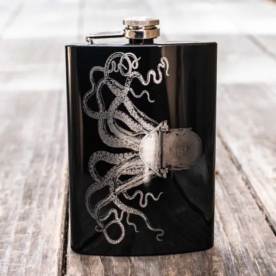 8oz BLACK Steampunk Octopus Flask {3}