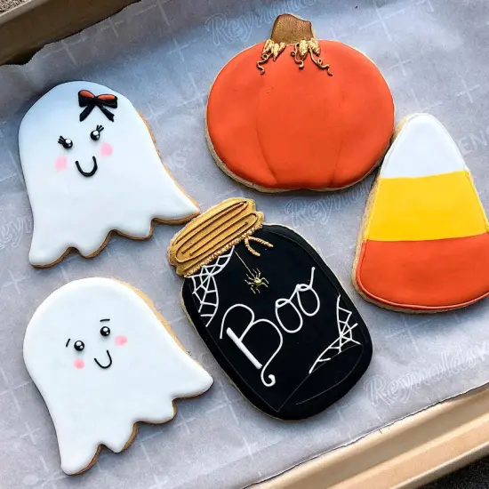 Ann Clark Tulip Flower Ghost Cookie Cutter {6}