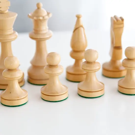 WE Games Wooden Russian Style Chess Pieces, Weighted with 3.5 in. King {3}