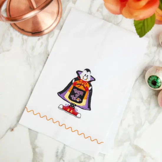 Vampire Halloween Guest Towel {5}