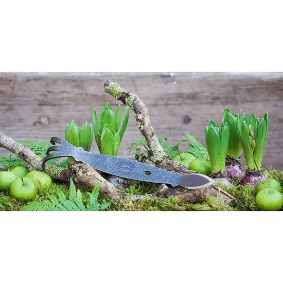 DeWit Ninja Cultivator, Aerates Soil with Boron Steel, 9.45 inches long {6}